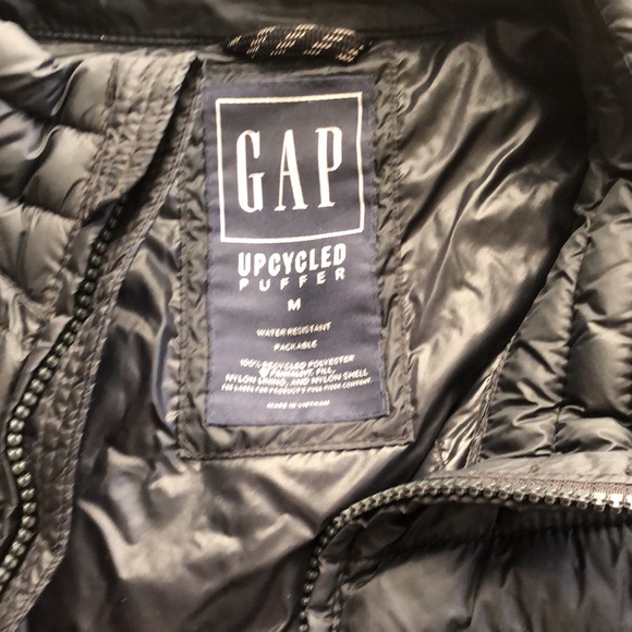 Men Quilted Regular Fit Zip-Front Puffer Jacket - Picture 4 of 8